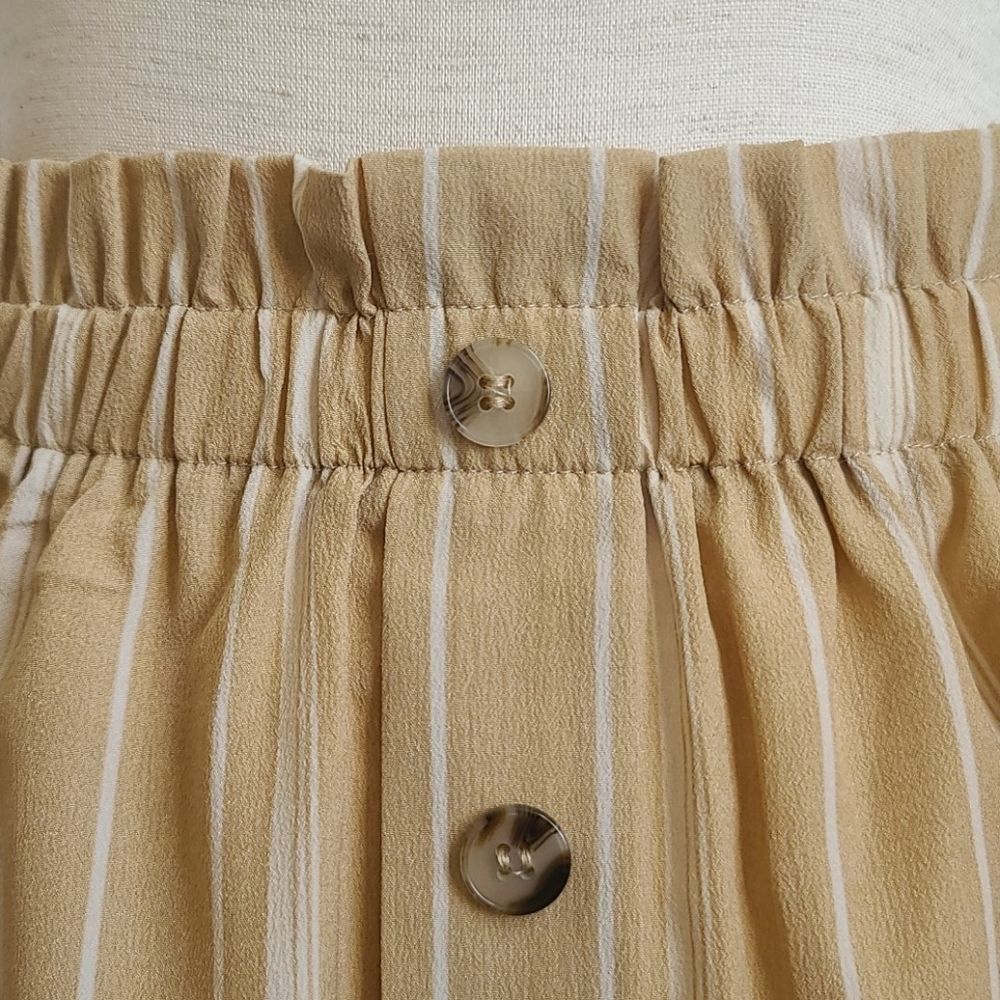 ❤️‍🔥EVOLUTIONARY mini skirt - Picture 2 of 8